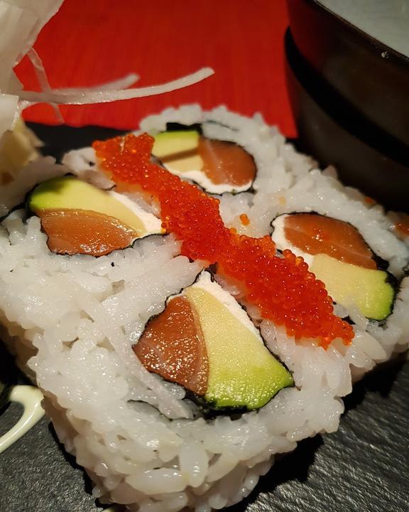 Asisu - Mom's Kitchen | Sushi & More